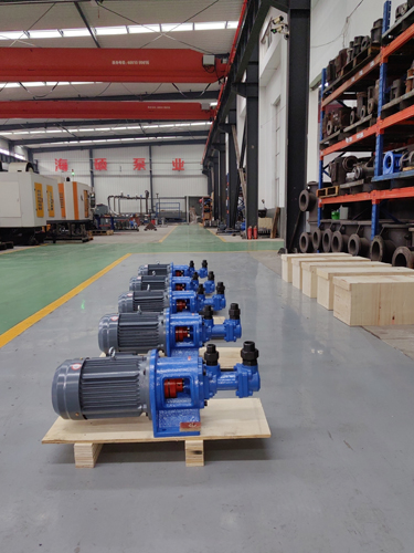 1740557421137363.jpg 3GR25X4三螺桿泵整機(jī).jpg